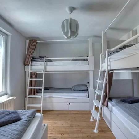 Villa Crazy Gilliere 61 - Heated Pool - Basket - 2h Paris - 30p Montchevrel