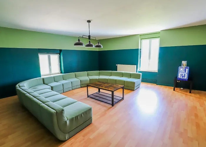 Villa Crazy Gilliere 61 - Heated Pool - Basket - 2h Paris - 30p